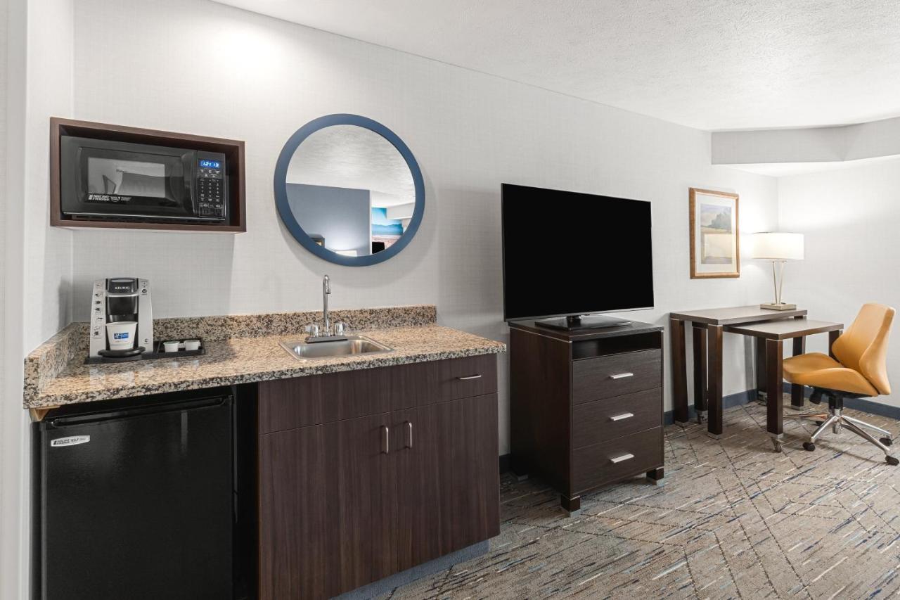 Holiday Inn Express Wenatchee By Ihg Exterior photo
